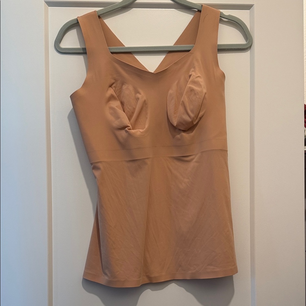 Evelyn and Bobbie Defy Tank Top (NO PADS) L